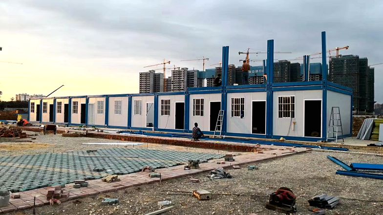 南寧武鳴里建項(xiàng)目工地住人集裝箱房